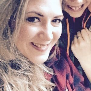 Meet your Posher, Monique